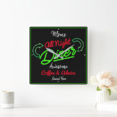 Diner Mama Name Neon Green Effect Red Black Funny Quadratische Wanduhr (Zuhause)