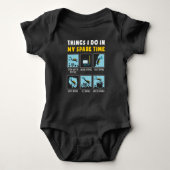 Dinge, die ich in meiner Freizeit tue Scuba Diver Baby Strampler (Vorderseite)