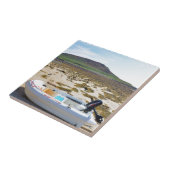 Dinghy am Strand Fliese (Seite)
