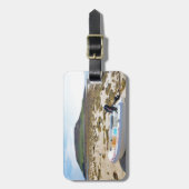 Dinghy am Strand Gepäckanhänger (Vorderseite vertikal)