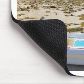 Dinghy am Strand Mousepad (Ecke)