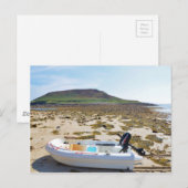 Dinghy am Strand Postkarte (Vorne/Hinten)