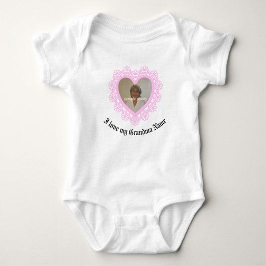 Dingus Heart Lace Rahmen Baby Strampler (Vorderseite)