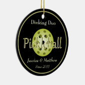 Dinking Duo Couple Pickleball Ball Keramik Ornament (Rechts)