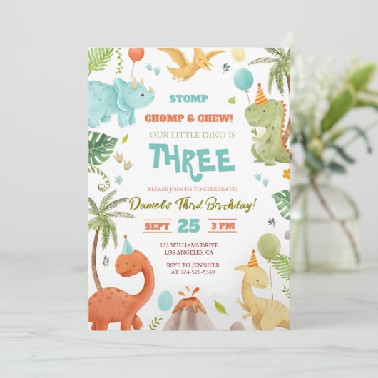 Dino Birthday Bash Einladung Spaß für Jungen (Stehend Vorderseite)