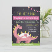 Dino Birthday Inmigration (Mädchen) Einladung (Stehend Vorderseite)