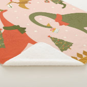 Dino Christmas Party Tree Rex. Dinosaur in Santa H Sherpadecke (3/4)