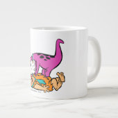 Dino Licking Fred Flintstone Jumbo-Tasse (Vorderseite Rechts)
