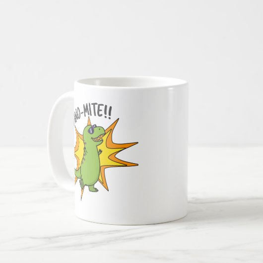 Dino-mite Funny TRex Dinosaur Pun Kaffeetasse (Vorderseite Links)