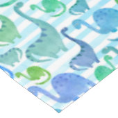 Dino Stripe Wasserfarbe Dinosaurier Adorable Tischdecke (Schrägansicht)