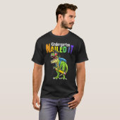 Dino Trex Kindergarten Nailed It Abschluss Junge K T-Shirt (Vorne ganz)