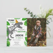 Dinosaur Boy Birthday Party Foto Einladung (Stehend Vorderseite)