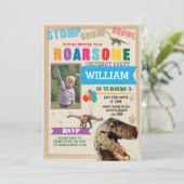 Dinosaur Dig Birthday Party T-Rex Foto Einladung (Stehend Vorderseite)