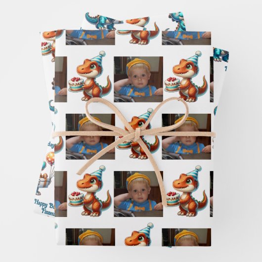 Dinosaur T-rex zum Thema Personalisierter Geburtst Geschenkpapier Set (Beispiel)
