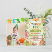Dinosaur Three Rex Greenery 3. Geburtstag Foto Einladung (Stehend Vorderseite)