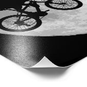 Dinosaurier auf einem Rad mit dem Mond Fotodruck (Ecke)