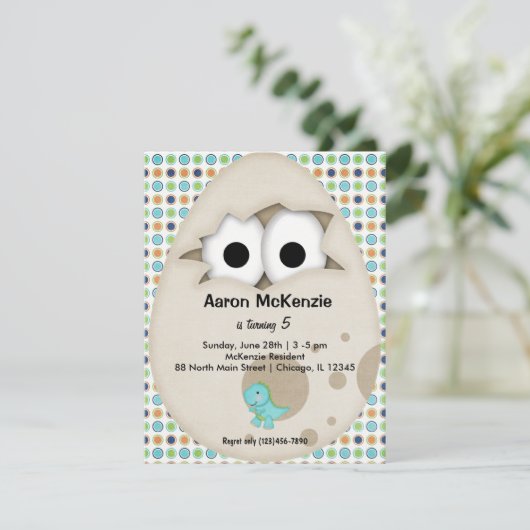 Dinosaurier Egg Einladung (Stehend Vorderseite)