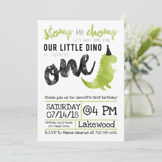 Dinosaurier Einladung Stomp und Chomp Erster Gebur (Stehend Vorderseite)