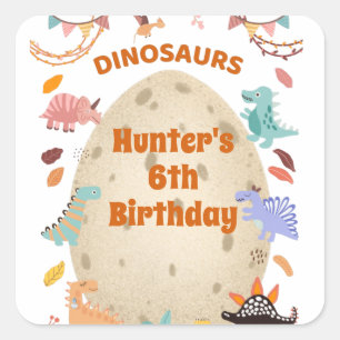 Dinosaurier-Geburtstagsfeier mit riesigem Dino-Ei Quadratischer Aufkleber