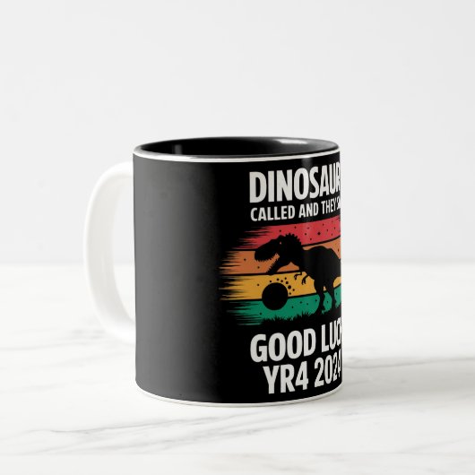 Dinosaurier genannt Funny Asteroid 2024 YR4 Zweifarbige Tasse (Vorderseite Links)