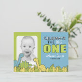 Dinosaurier-Jungen-erstes Geburtstags-Party Einladung (Stehend Vorderseite)