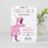 Dinosaurier Pink Geburtstagseinladung Bearbeitbar Einladung (Stehend Vorderseite)