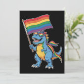 Dinosaurier T Rex Gay Pride LGBTQ Ally Rainbow Fla Einladung (Stehend Vorderseite)