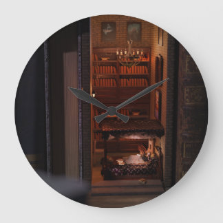 Diorama-Lesestudium im Minibuch Große Wanduhr