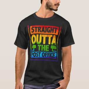 Direkt vor dem Postamt-Postamt-Postamt-Postamt T-Shirt
