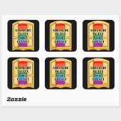 Direkt vor dem Schrank Quadratischer Aufkleber (Blatt)