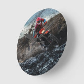 Dirt Rad-Reiter-Kissen Runde Wanduhr (Winkel)