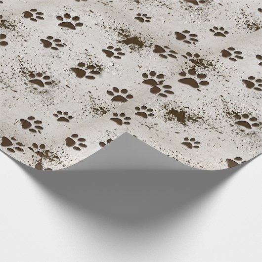 Dirt und Dog Pawprints Geschenkpapier (Ecke)