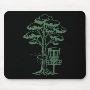 Disc Golf Baum trifft fliegende Disc-Skizze Szene Mousepad