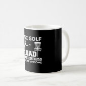 Disc-Golf-Vater-fantastischerer regelmäßiger Vater Kaffeetasse (VorderseiteRechts)