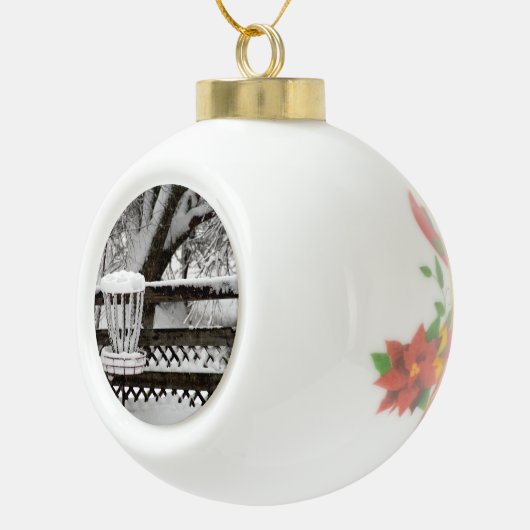 Disc-Golf-Ziel-Posten im Schnee Keramik Kugel-Ornament (Rechts)