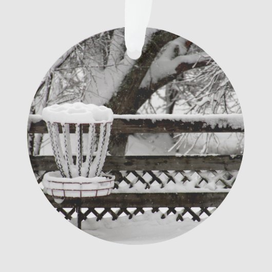 Disc-Golf-Ziel-Posten im Schnee Ornament (Vorderseite)