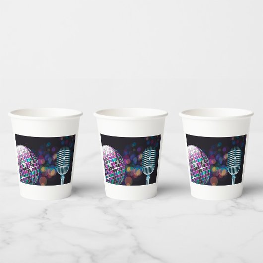 Disco-Performance Pappbecher