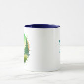 Disk Golf Basket und Pine Trees Blau und Grün Tasse (Zentrum)
