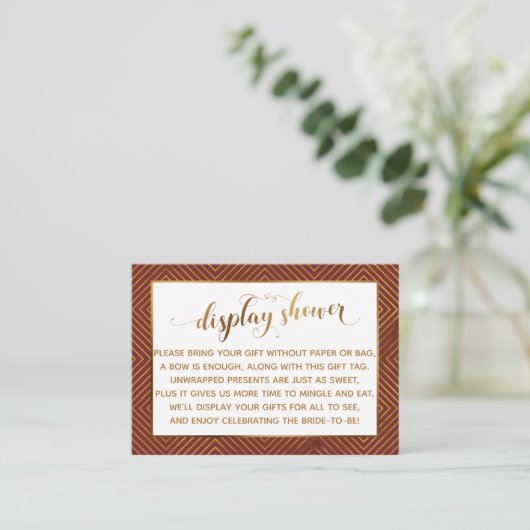 Display Dusche Herz Gold Script Burgundy Geschenkm Begleitkarte (Stehend Vorderseite)
