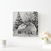 Distant Barn Sketch I Quadratische Wanduhr (Zuhause)