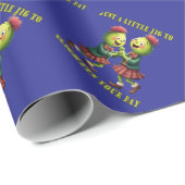 Disteln im Schottenmuster tanzen nur ein kleines J Geschenkpapier (Rolleneckpunkt)