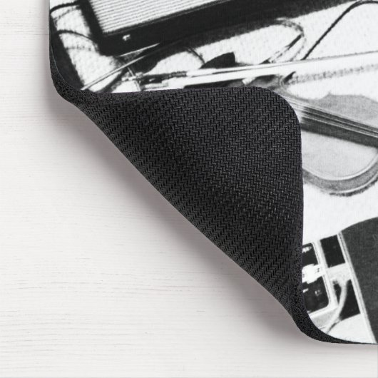 Distoriertes Violinmousepad Mousepad (Ecke)
