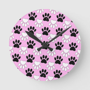 Distressed Black And White Paws On Pink Background Runde Wanduhr