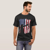 Distressed Compound Bow Archer American Flag T-Shirt (Vorne ganz)