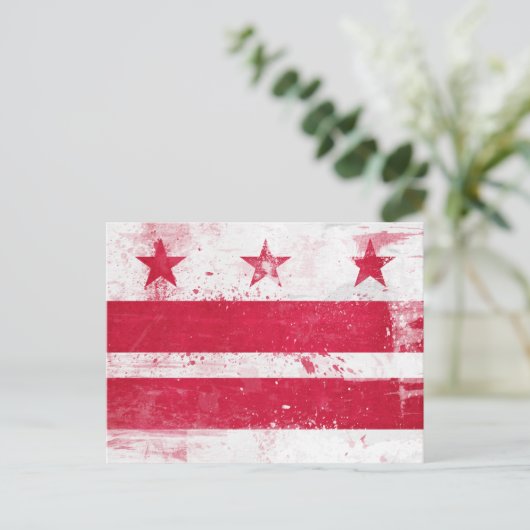 Distressed District of Columbia Flag Postkarte (Stehend Vorderseite)