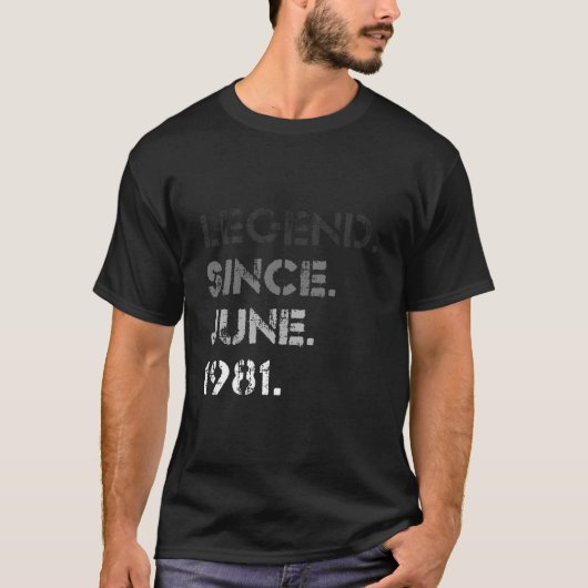Distressed Legend Since June 1981 42Nd Bday 42 T-Shirt (Vorderseite)