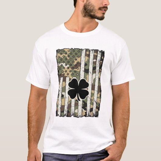 Distressed Shamrock American Flag Vintage Vector D T-Shirt (Vorderseite)