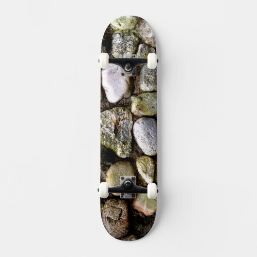Distressive Felsgesteine Skateboard (Vorderseite)