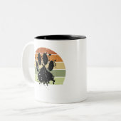 Distressive Paint Spatter Dog Paw Print Retro Suns Zweifarbige Tasse (Vorderseite Links)