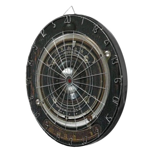 Distressives Vintages Kameraobjektiv Dartscheibe (Vorderseite rechts)